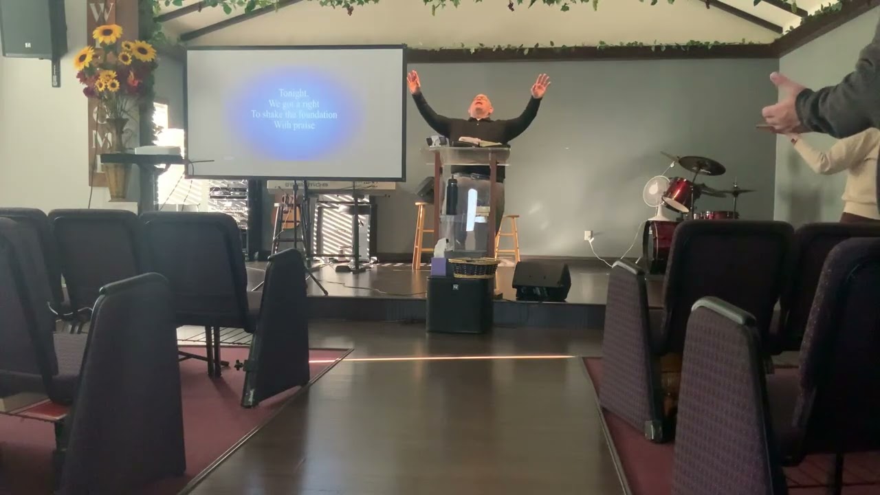 Oneway Victory Center Of Praise Sunday Service on 1/11/26 Pastor Mike Hernandez pt 2 ￼Jeremiah 30:16