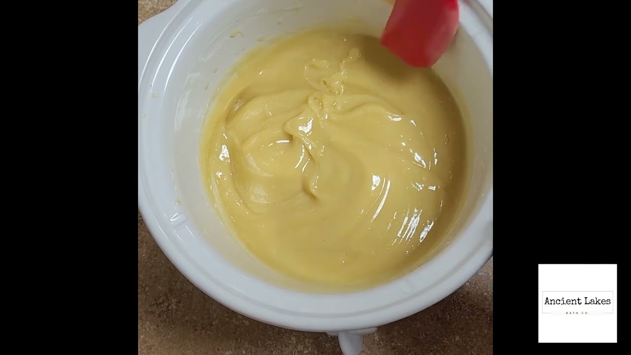 I'm allergic to coconut oil! | Soap making with babassu oil | Allergies and bath products