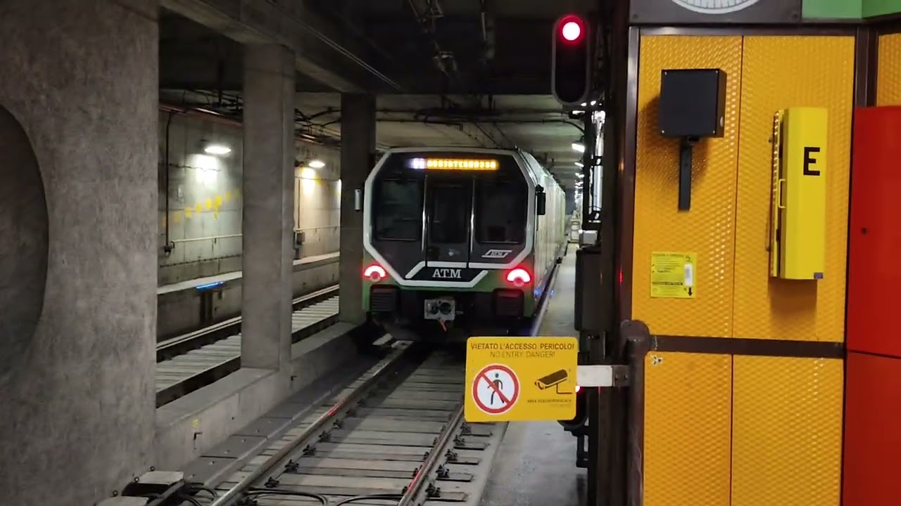 Metro Milano M2 san Leonardo Abbiategrasso capolinea  cabina 