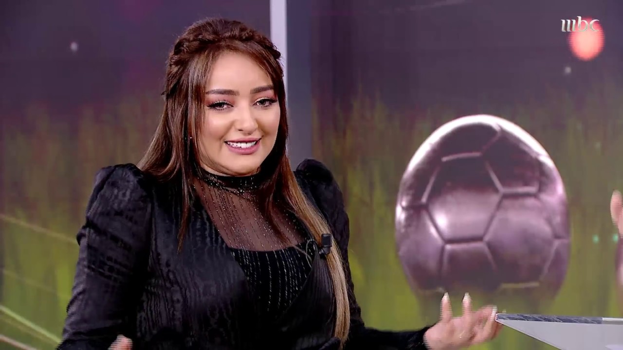 فقرة الأسئلة السريعة بين فايز السعيد وجميلة البداوي في صدى الملاعب