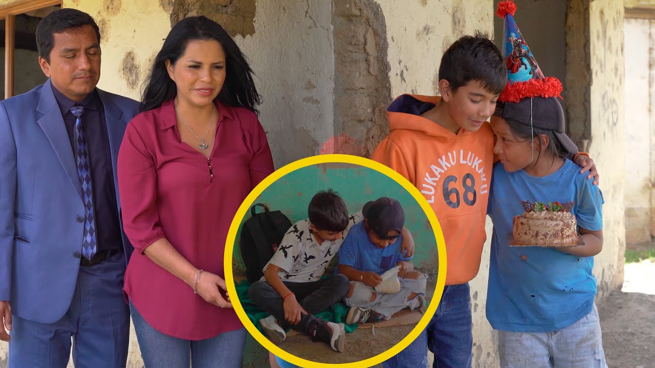 Ayuda a un niño pobre que anda solo en las calles, hasta que sus padres deciden hacer esto.