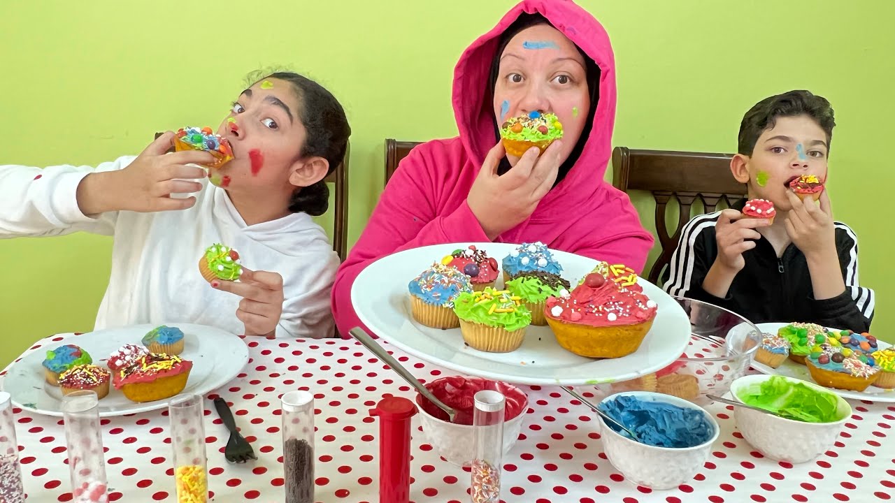 تحدى تزيين الكب كيك! ياترا مين أحلى؟ Cupcake Decorating Challenge     #احمد_سلام_ولميس