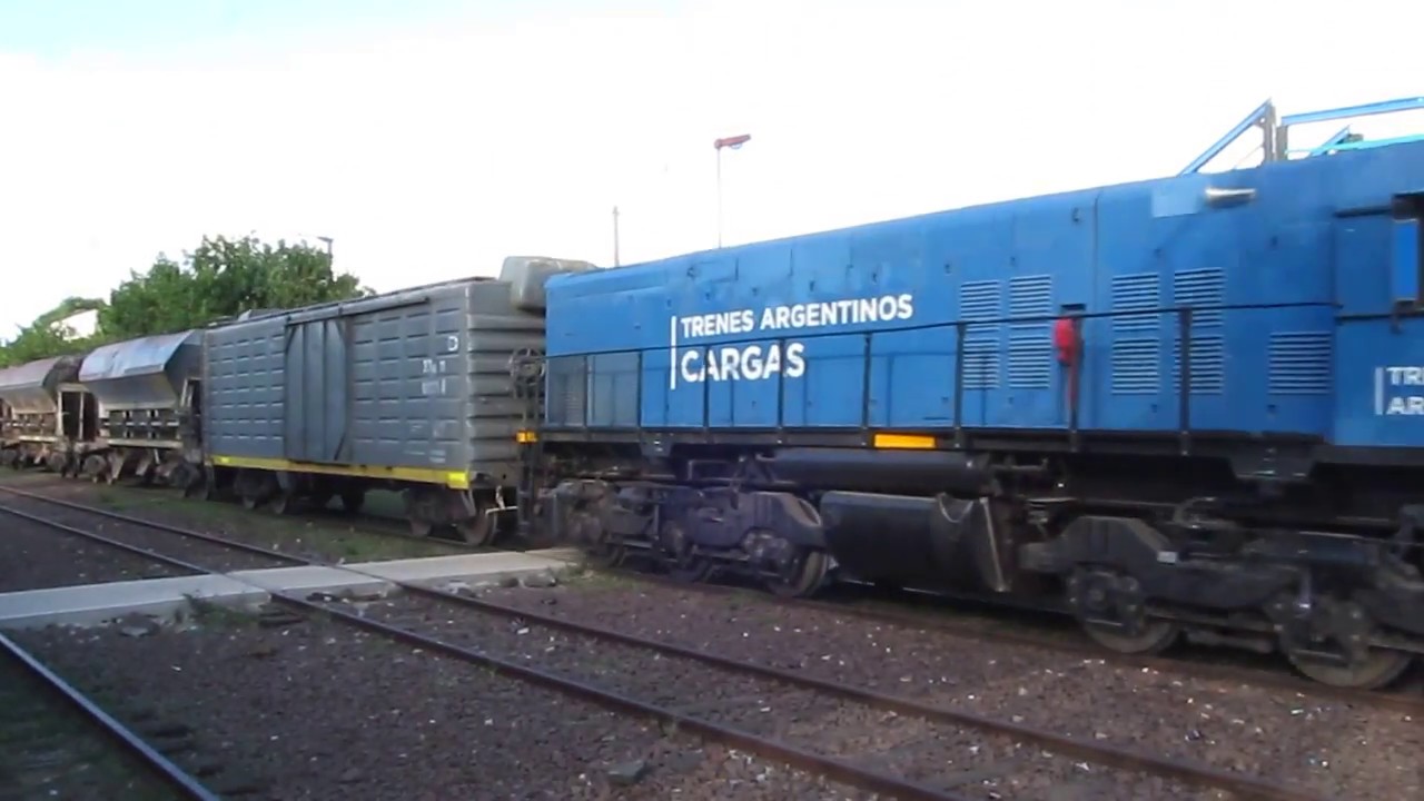 Tren del Urquiza y pasando por Chajari (Trenes Argentinos Carga) L&iacute;nea Urquiza