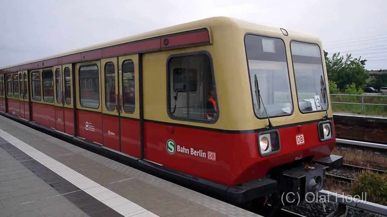 Baureihe 485 der S-Bahn Berlin in Erkner (bei Berlin) am 01.06.2013