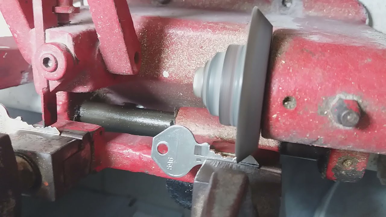 Como fazer copia de chave yale na maquina copiadora