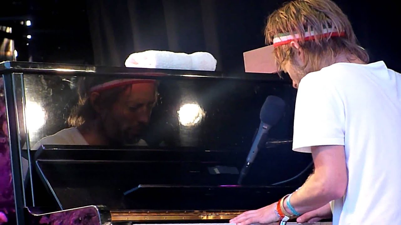 Thom Yorke & Jonny Greenwood - Cymbal Rush | Glastonbury Festival, Pilton UK (4/9)