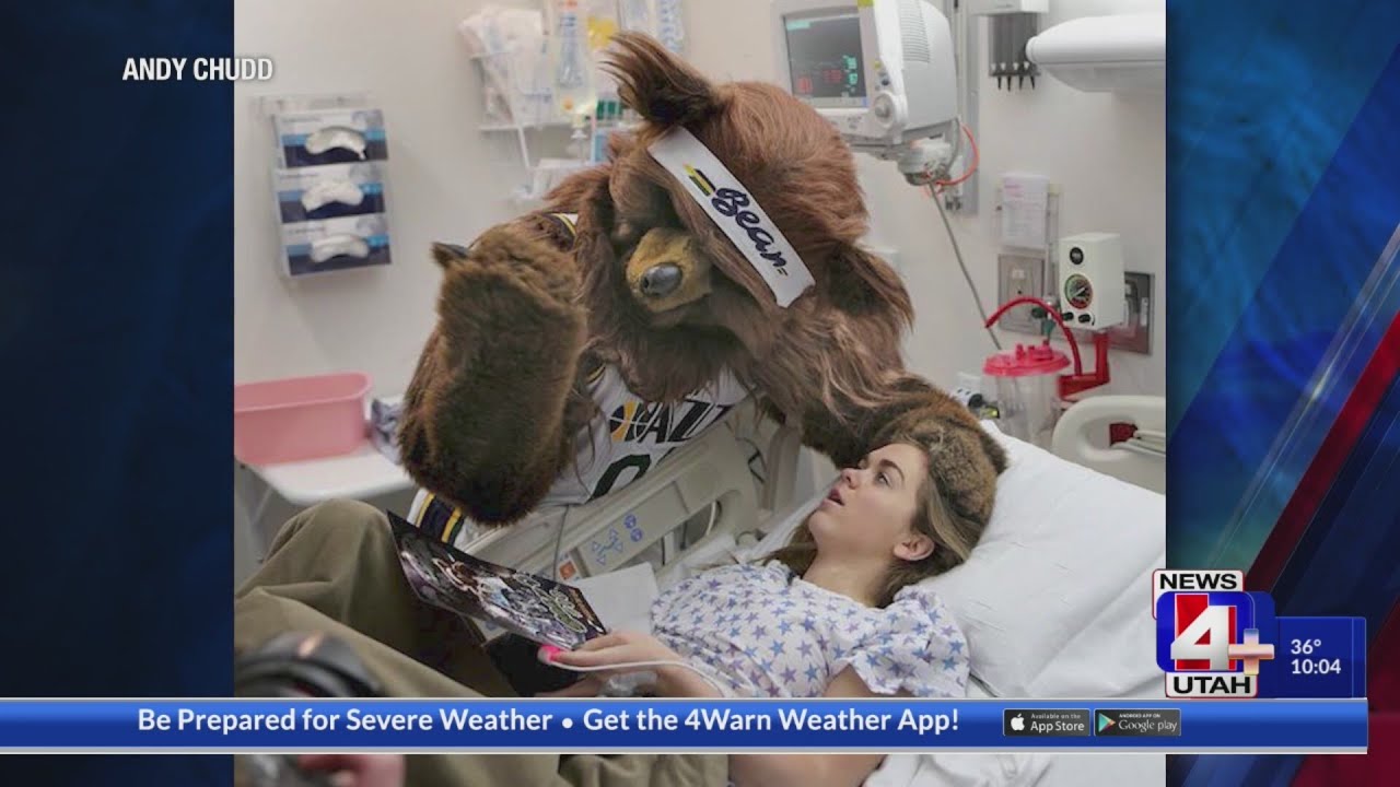 ‘He gave humanity to the bear’: Man behind the original Utah Jazz Bear dies after battle with pancre