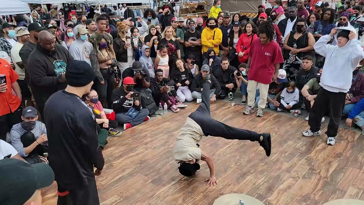 HOCTSKEE & LEGEND VS BRICK HEADZ// 2 VS 2// HIP HOP VINTAGE FLEA MARKET HOUSTON TEXAS//