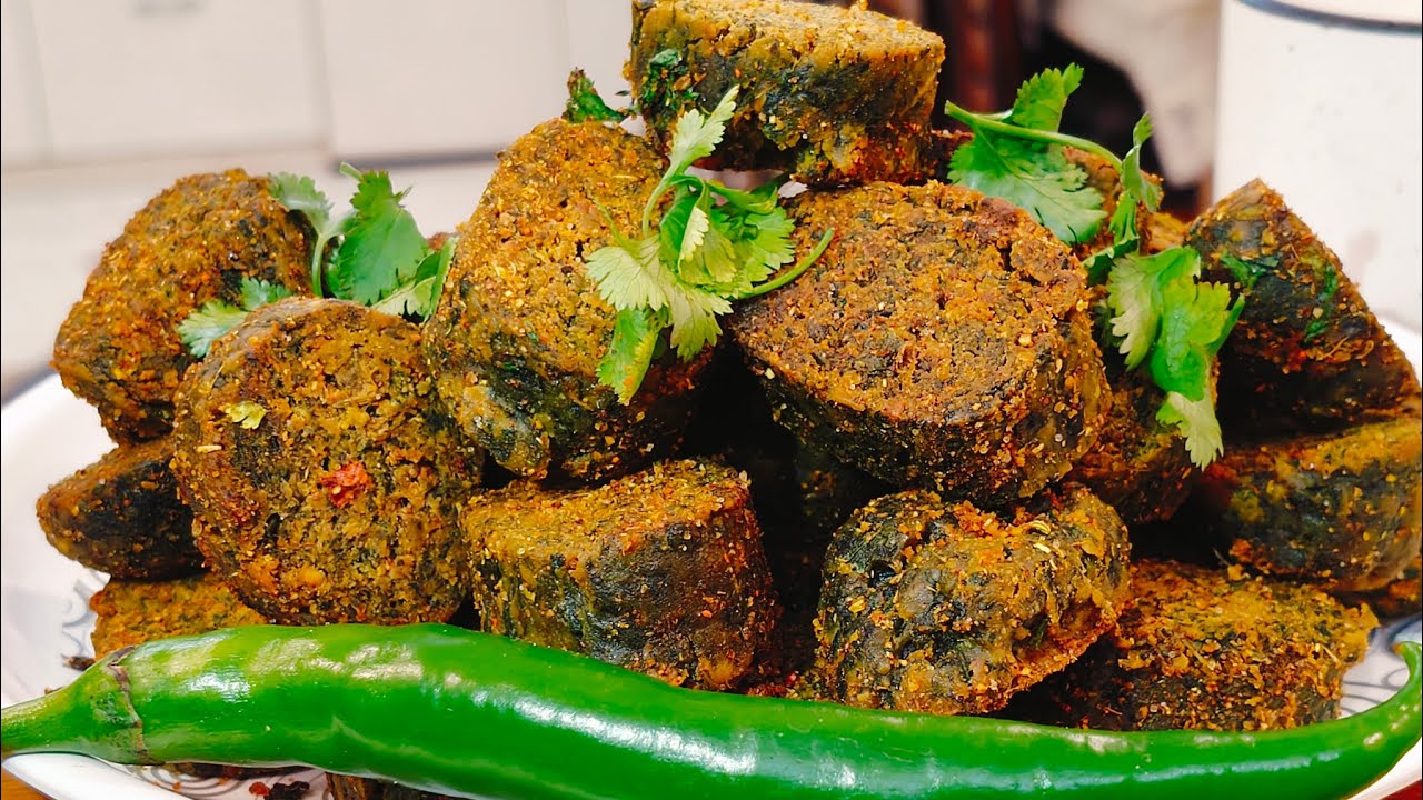 सर्दियों की खास रेसिपी 😋 बथुए के कुरकुरे पतोड़े 💚😋