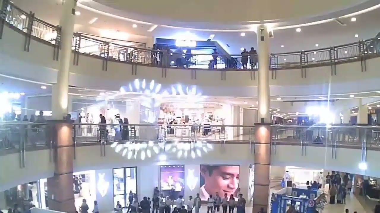 WALKING AROUND IN SKA MALL PEKANBARU AT NIGHT 