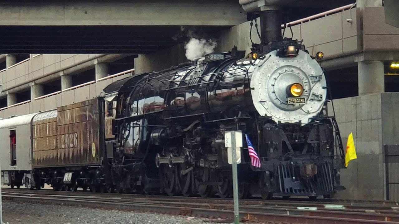 Santa Fe 2926 on The Mainline in 2025