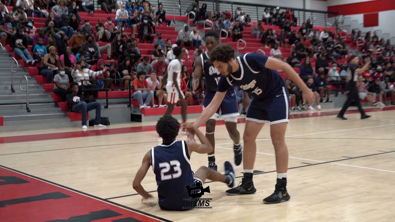 SOUTHRIDGE BASKETBALL TEAM UPSETS MIAMI HIGH…😱 GAME GETS CRAZY ! 😳
