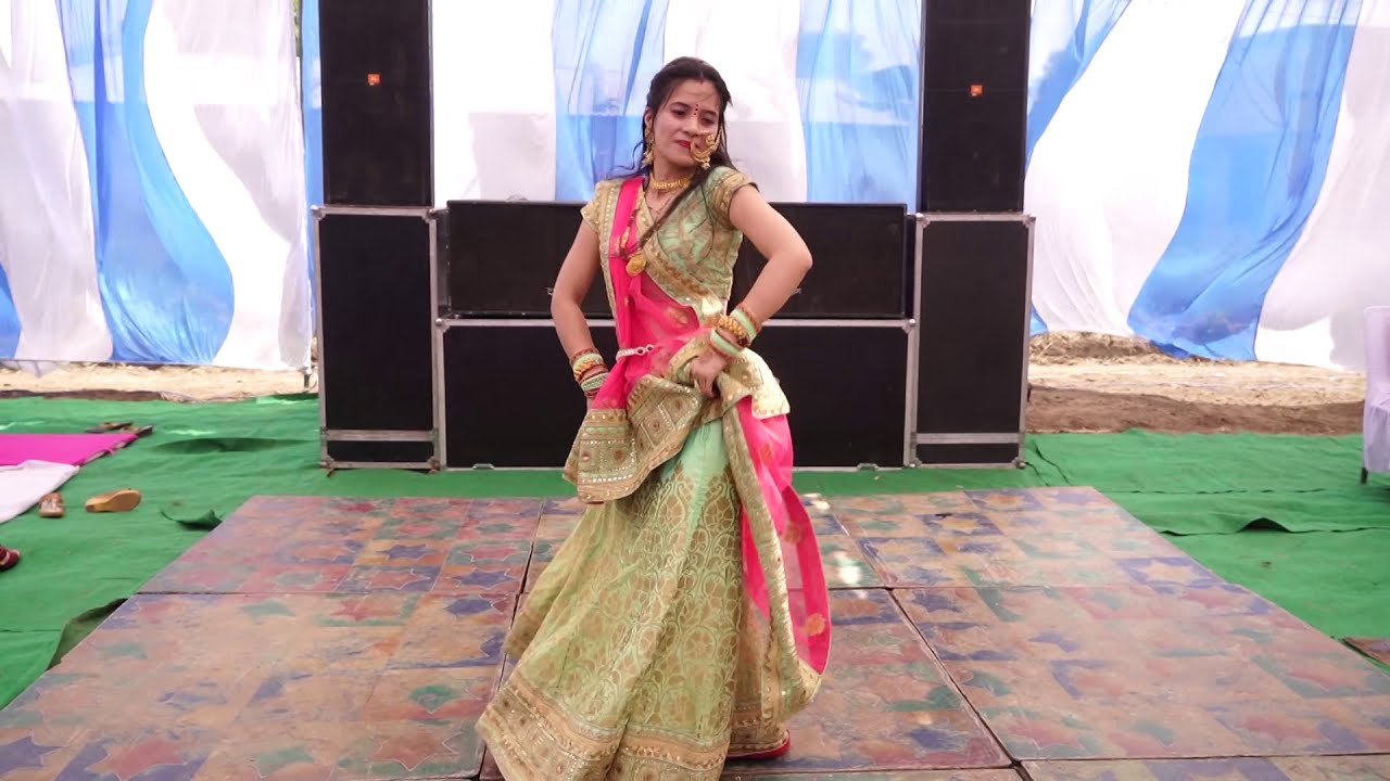 Kanha maane na & meri bindiya in Mahila sangeet #indianwedding