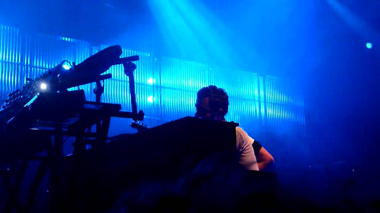 Editors - Banging Heads (Live @ 013, Netherlands) HD!