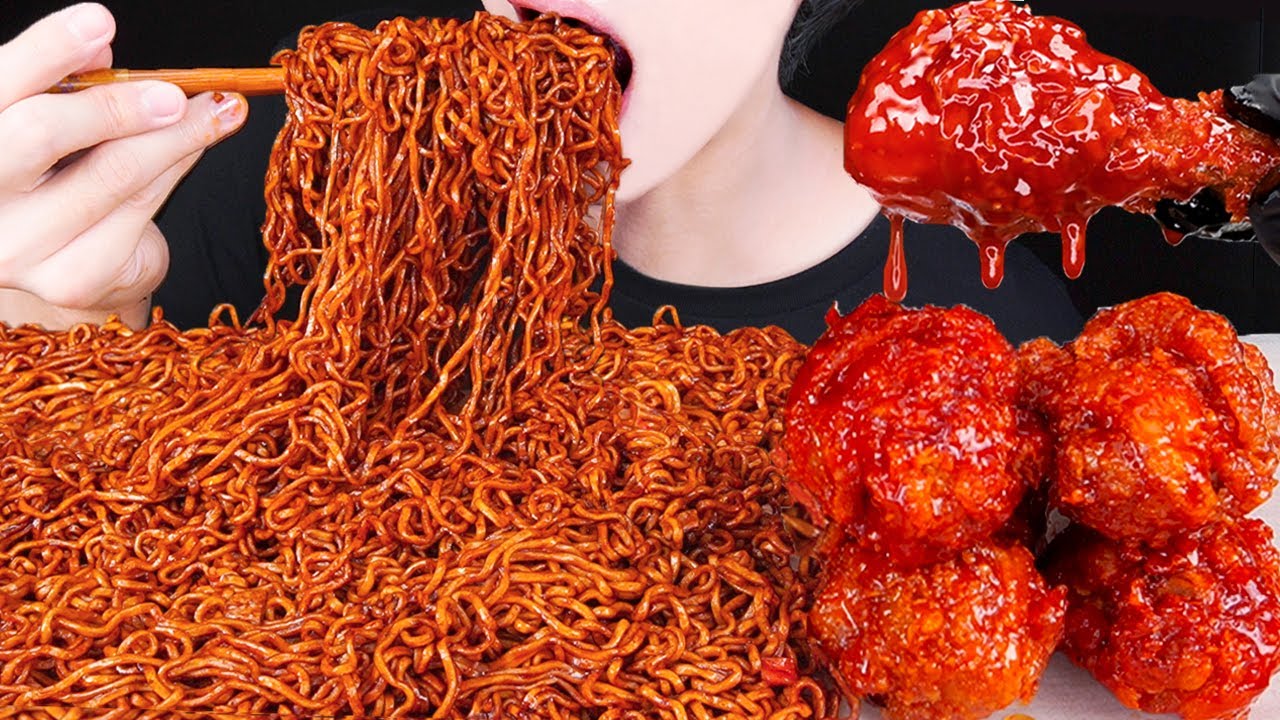 ASMR SPICY BLACK BEAN FIRE NOODLES BBQ FRIED CHICKEN MUKBANG 짜장불닭볶음면 양념 치킨 먹방 チキン 咀嚼音 EATING SOUNDS