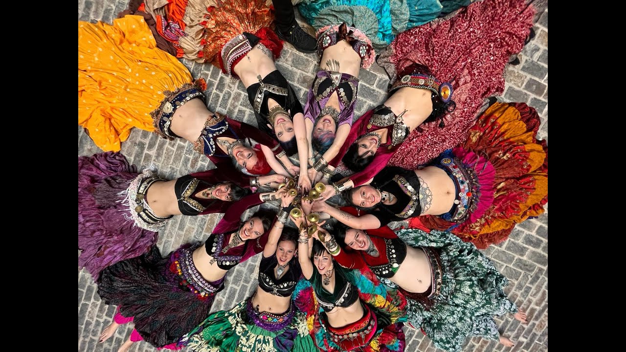 Danza del Vientre - FatChance&reg; Style - Bhalabasa