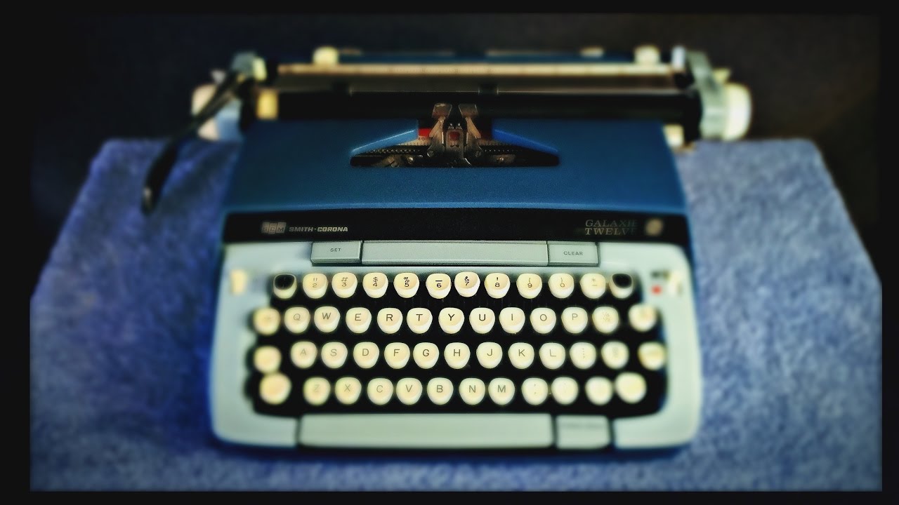 Typewriter Video Series Episode 41 - Smith-Corona Galaxie 12