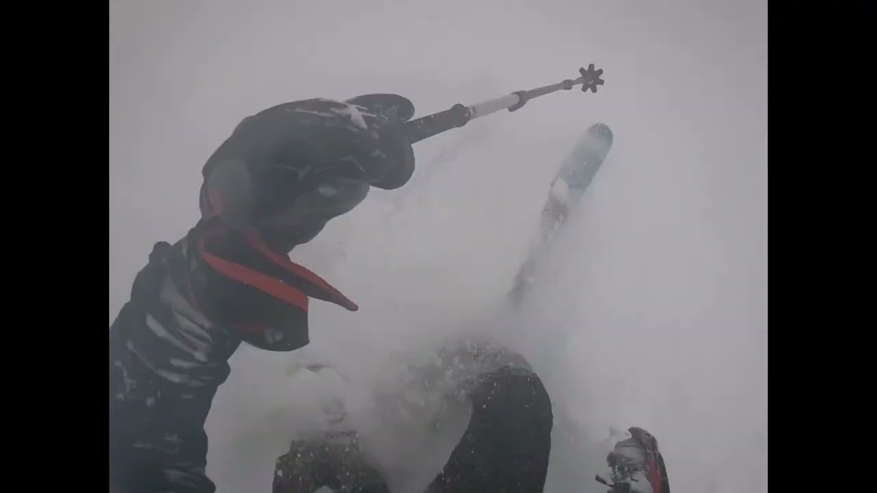 Deep powder skiing on the Laub, Engelberg 