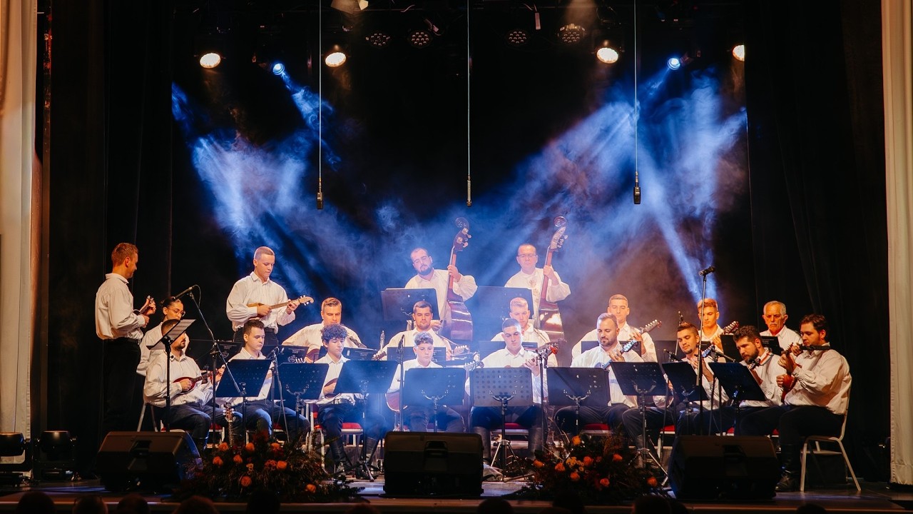 Lipo ti je kad se kuruz sije - Tamburaški orkestar 
