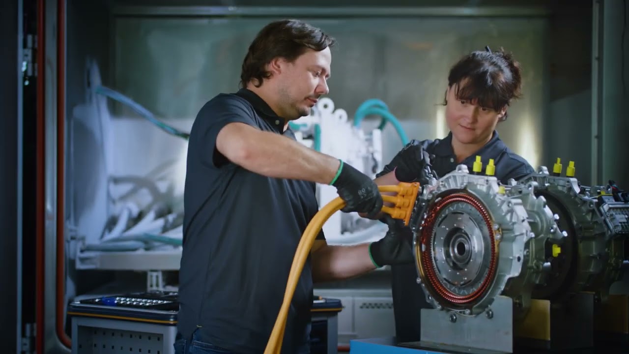 Innovation for electric vehicles [Schaeﬄer]