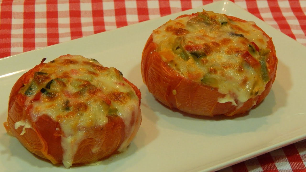 Tomates al horno rellenos de verduras