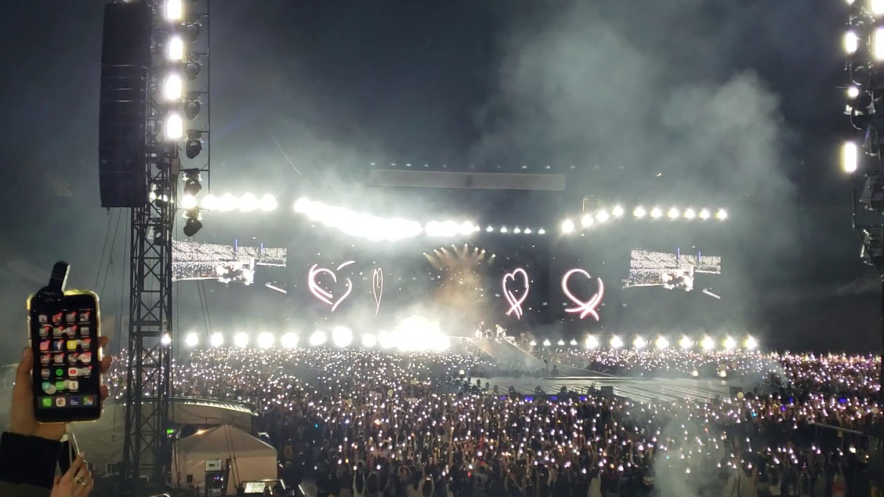 BTS Speak Yourself Tour Day 1 at Rosebowl (PICTURE TIME *CHEESE!)