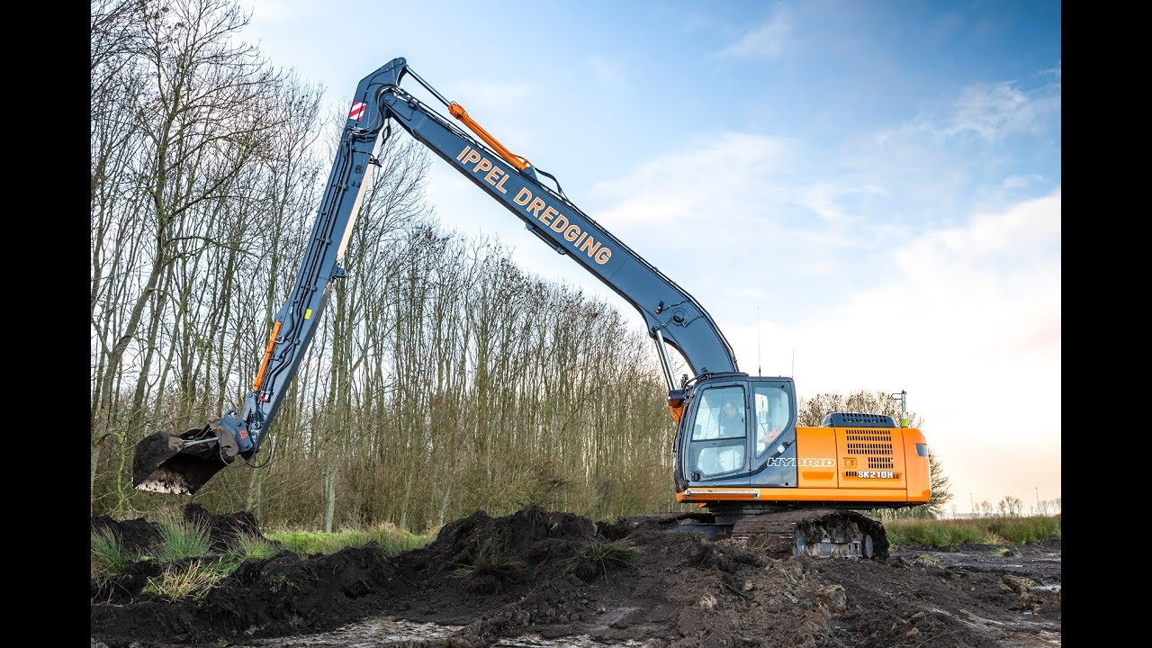 Kobelco SK210HLC-10 (hybride) &lsquo;Long Reach&rsquo; graafmachine voor Ippel Dredging