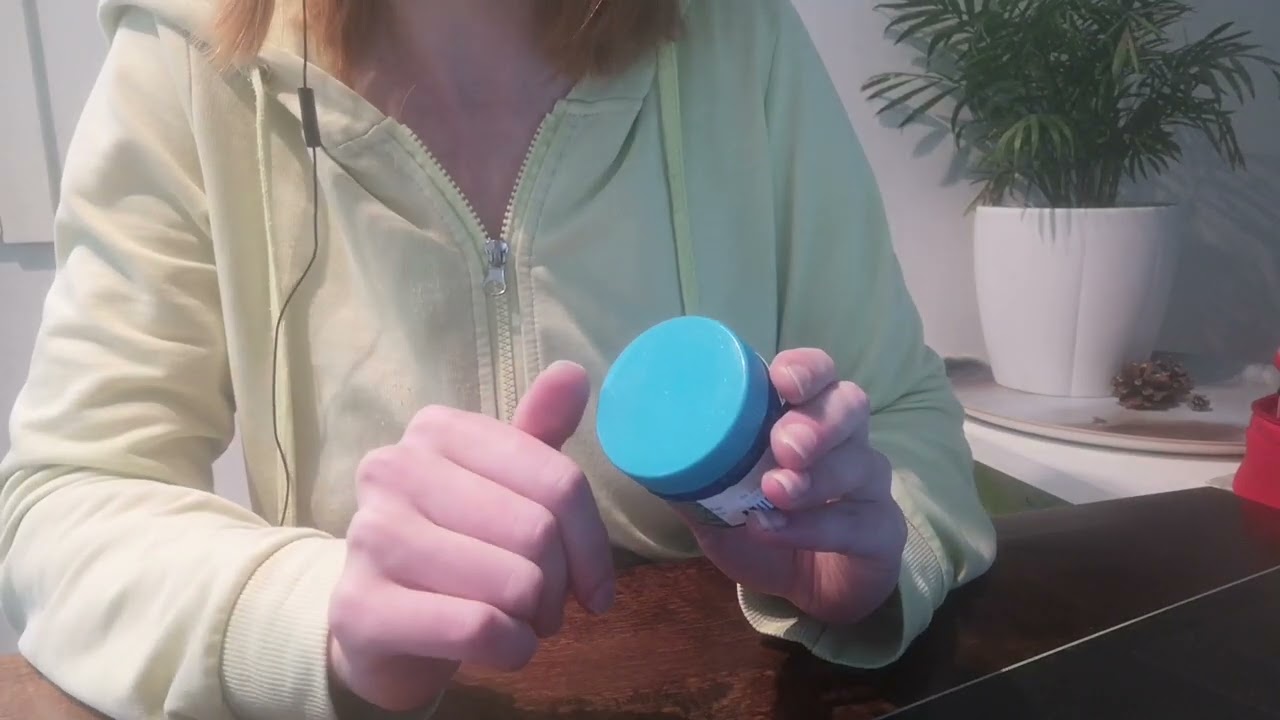 ASMR Suomi - Terkkarilla! Laastarointia ja yleinen terveystarkastus 🧐