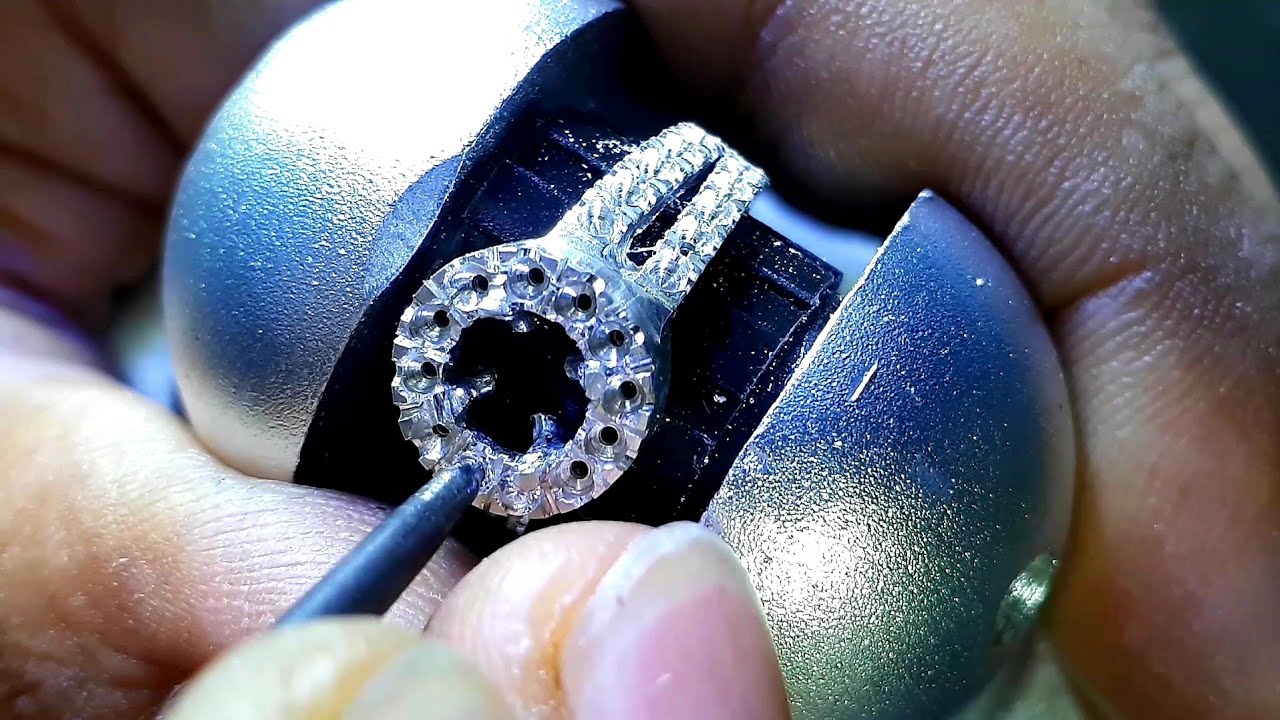 making custom engagement rings for women - jewelry handmade