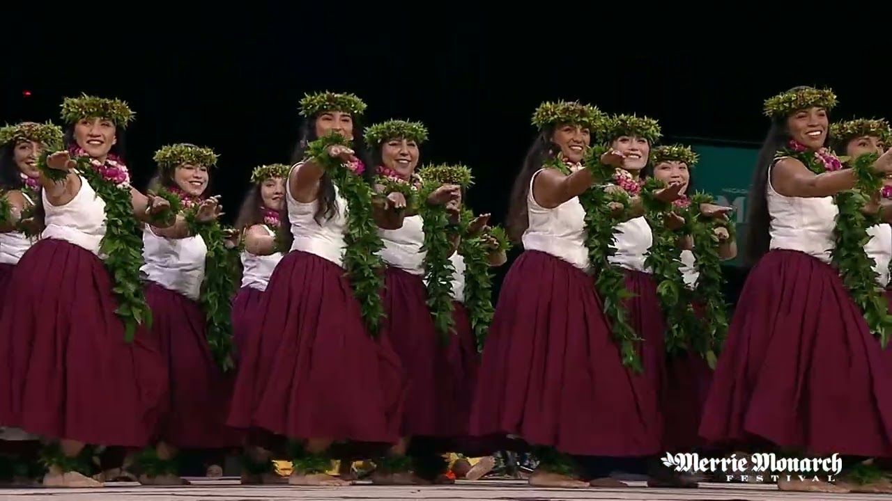 Hālau Mōhala ʻIlima (Wāhine)