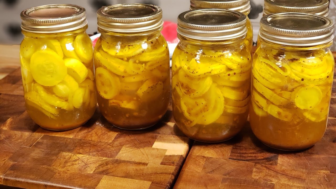 Old fashioned Squash Pickles