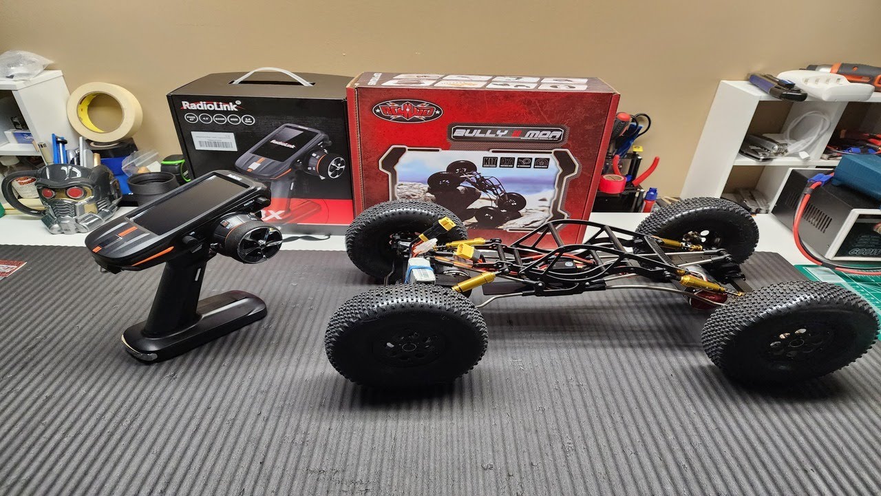 How To: Radiolink RC8X radio setup with dual ESCs - Fusion Pros on the RC4WD Bully 2