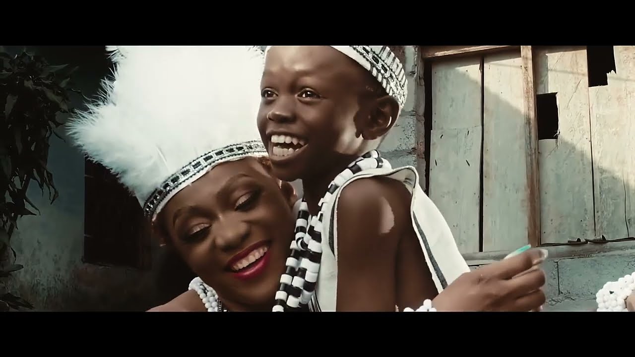 MANI BELLA - Comment ? ( Official Video )