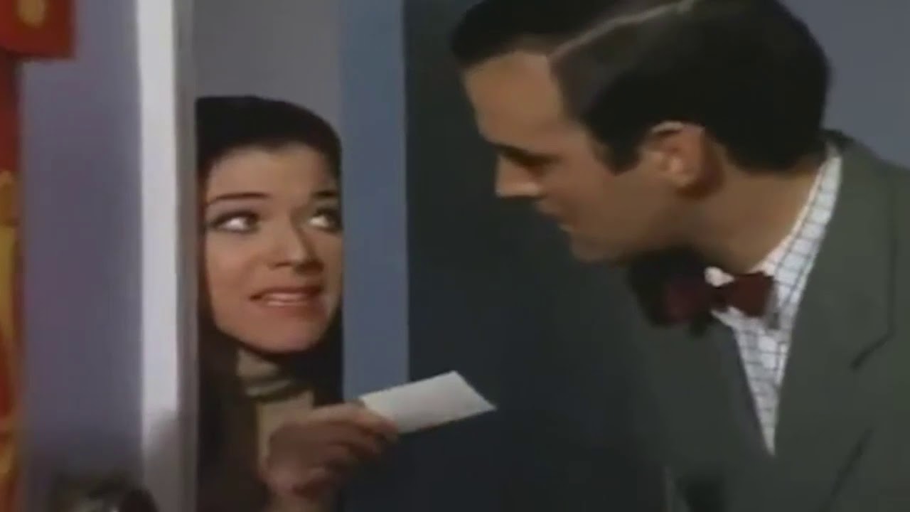 John Cleese gets clowned