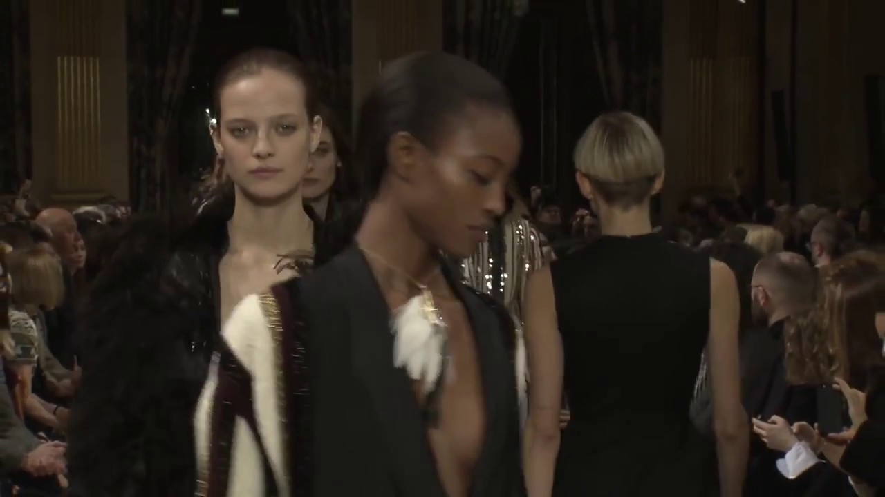 Lanvin Fall/Winter 2017/2018 - Fashion Show - Paris Fashion Week