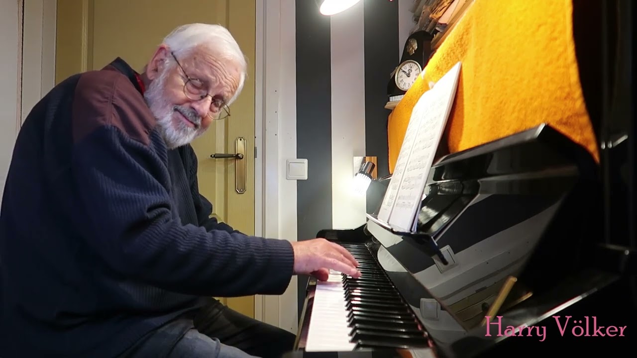 The Lonely Man (The Incredible Hulk: Soundtrack ) - piano - Harry Völker