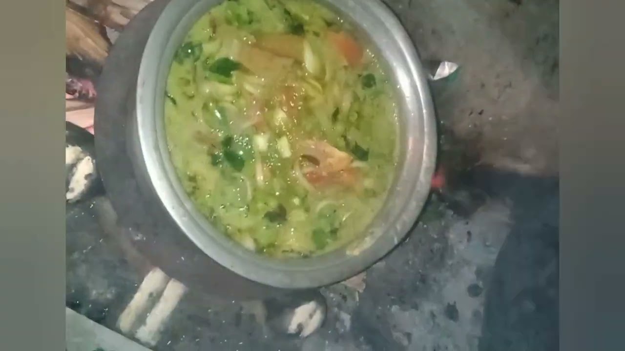 ನಾಟಿ ಶೈಲಿಯ ಗ್ರೀನ್ ಪಲಾವ್ ಜೊತೆ ಮೋಸರ ಬಜ್ಜಿ
