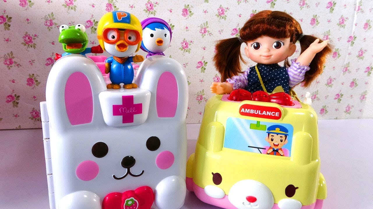 Kong suni ☆ Doctor playing with Korean ambulance ☆ Babydoll
