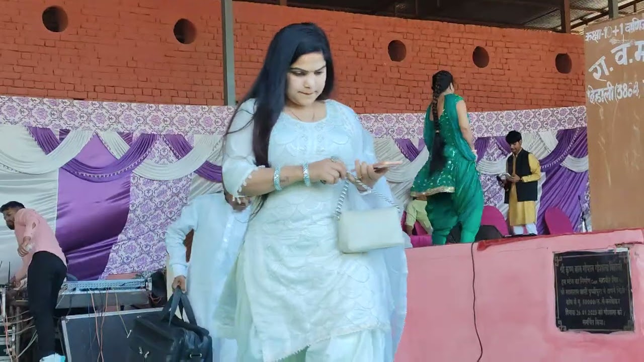 Haryanvi song #full #dance #video #watch #viralvideo #watch @souravjvlogs @kaka6969