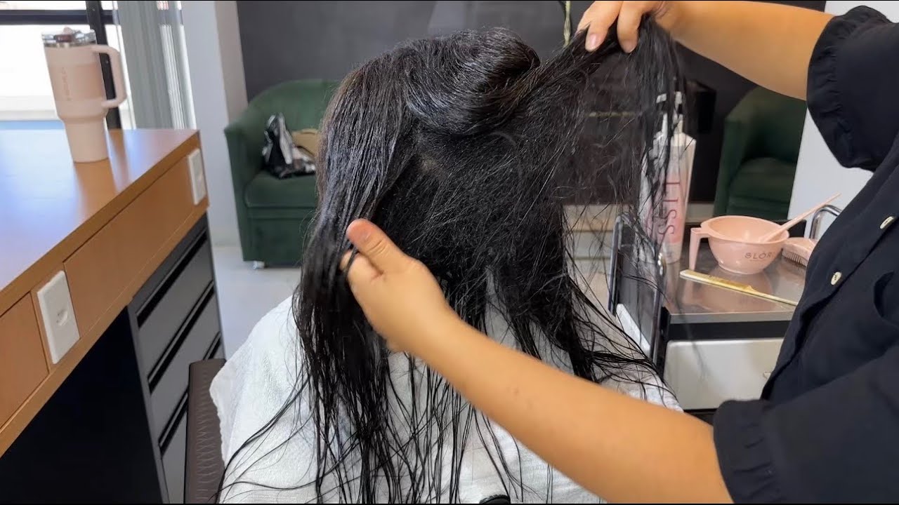 ALISAMENTO DE PRIMEIRA EM CABELO CRESPO - Aulão com Glorinha cabelos - não erre mais no alisamento 