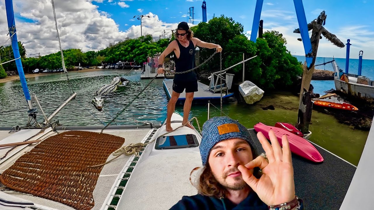 BOAT LIFE ⛵️🏴‍☠️ (boat maintenance and chain replacement)￼ ep 2
