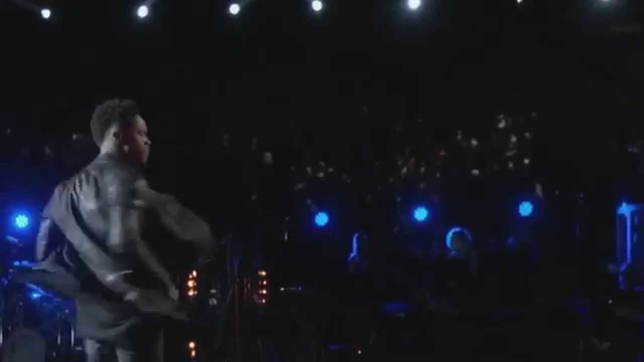 Live Top 6 Eliminations: Avery Wilson: 