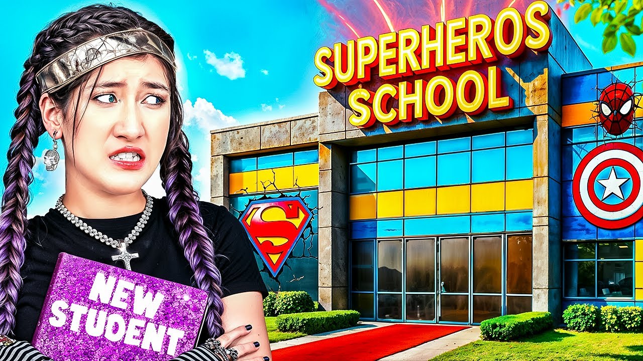 ¡Primer Día De La Chica Gánster Rica En Escuela De Superhéroes! | Baby Doll Español
