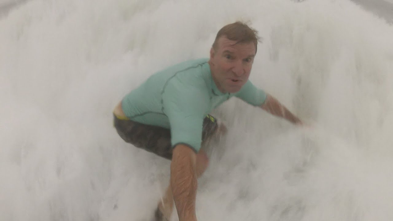 SURFING SELFIE STICK w/GoPro Camera