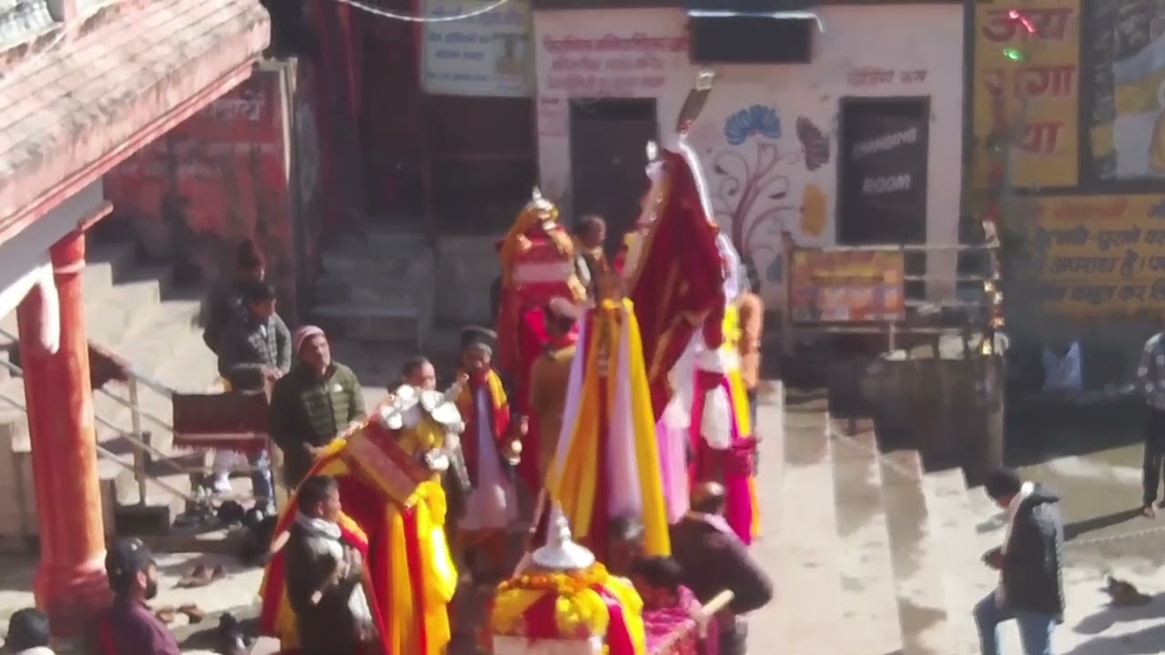 उत्तरकाशी माघ मेला देव डोलियां लाइक सब्सक्राइब कमेंट जरुर करें,,
