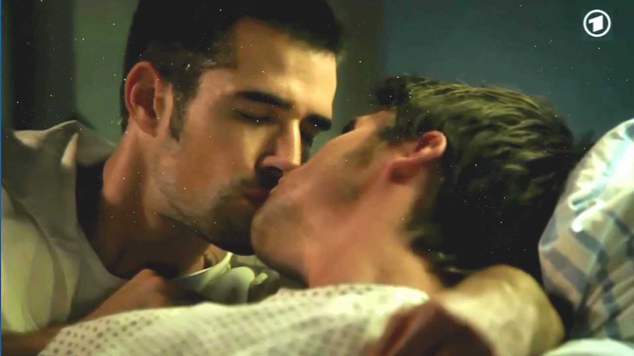 Chrolli  It's Christmas time