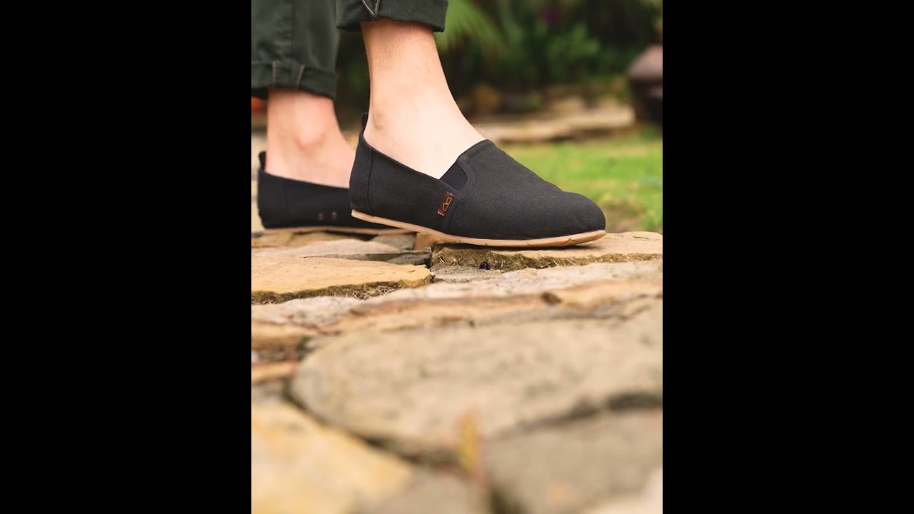 Lifestyle Patiamarillos con la Alpargata Carb&oacute;n Vegan