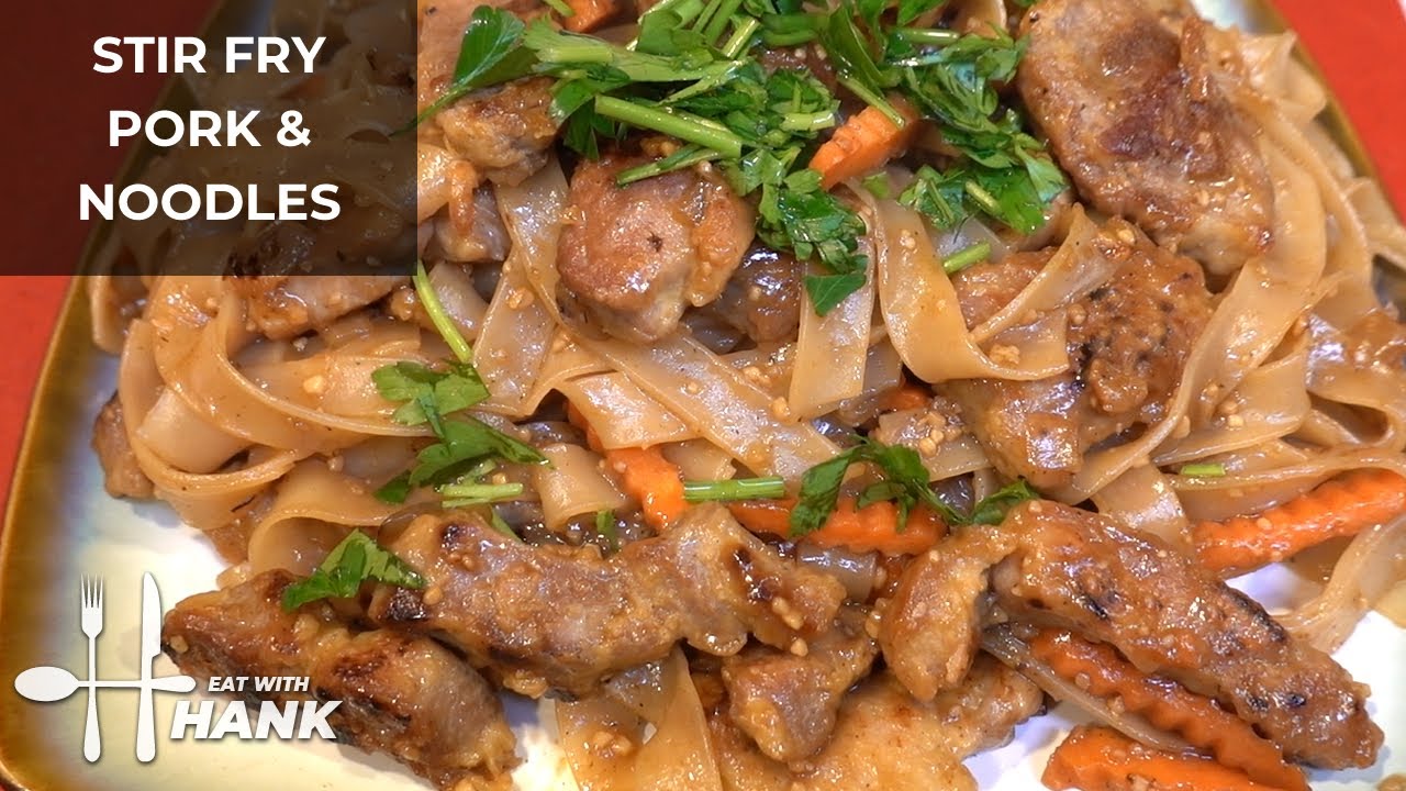 Жареная свинина с лапшой — Pork Chow Fun
