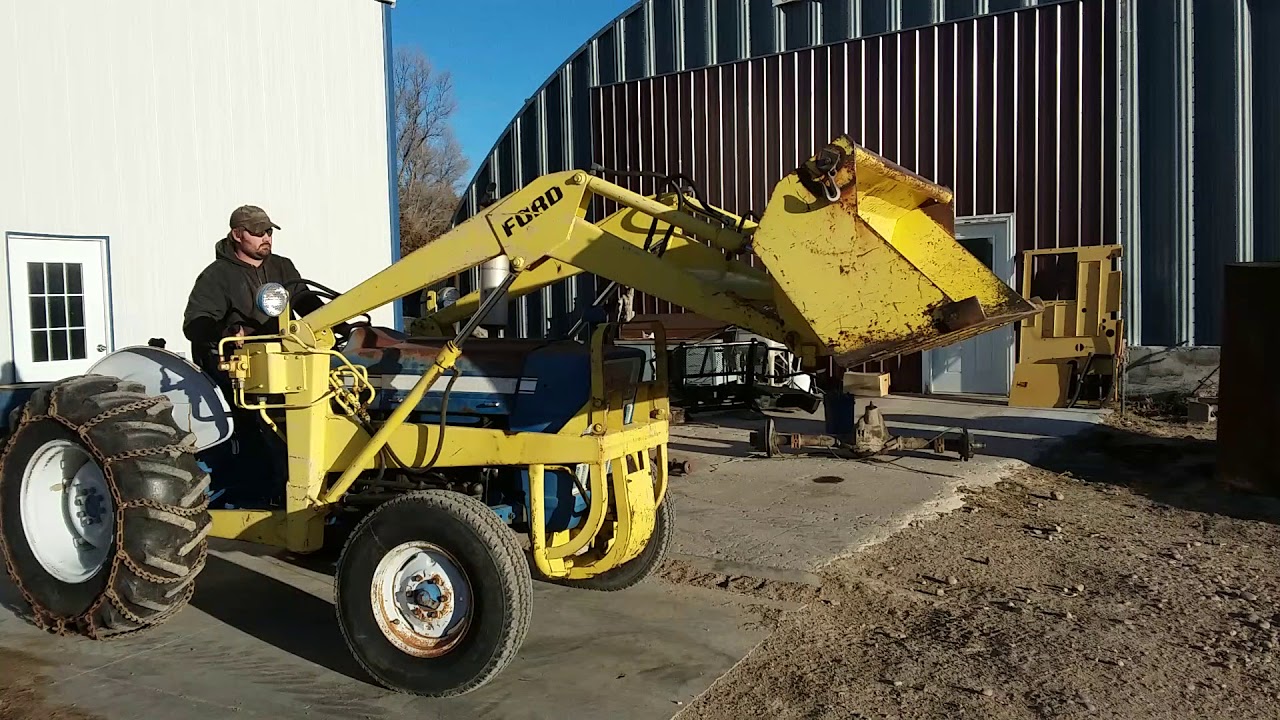 BigIron Ford 3000 with Loader