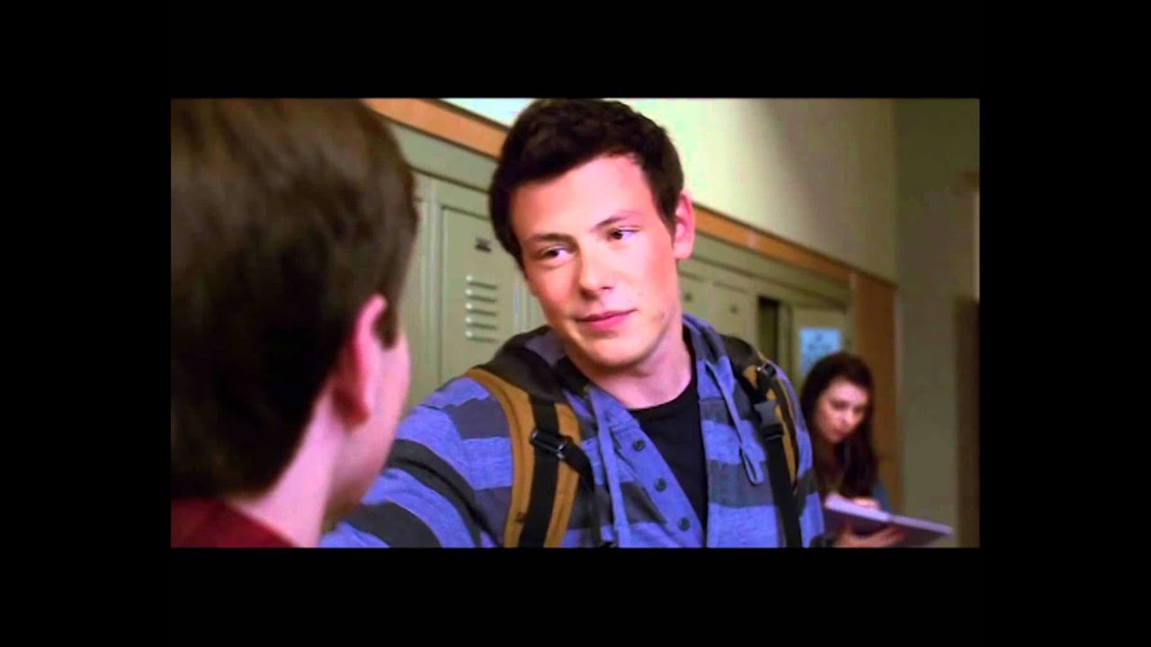 Glee ♥  Kurt & Finn relationship [Season 1]